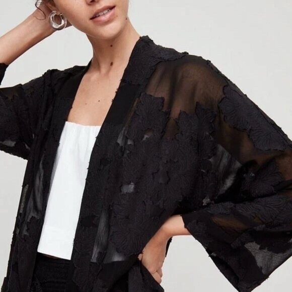 Wilfred Durante Kimono - Picture 2 of 4